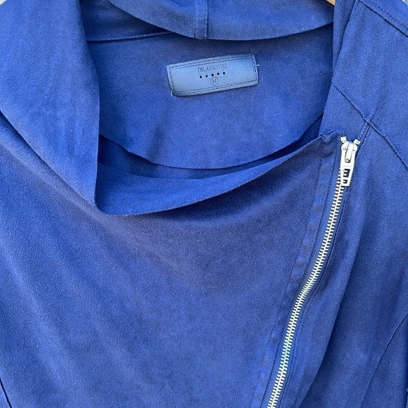 Blank NYC Navy Faux Suede Asymmetrical Zip Moto Jacket Sz M - Picture 3 of 5